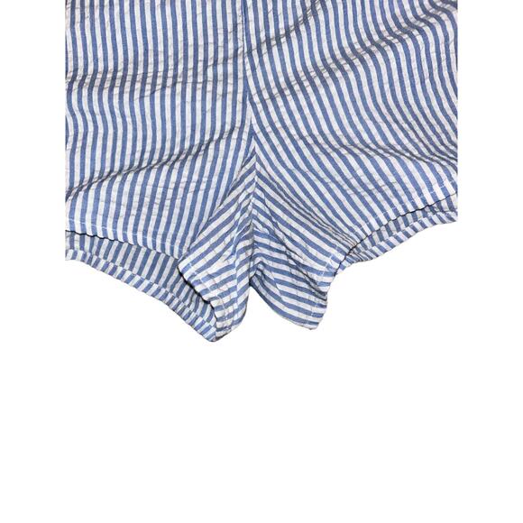 NWT Women’s Cabana By Crown & Ivy Ruffled Seersucker Romper One Piece Size M - Picture 6 of 8